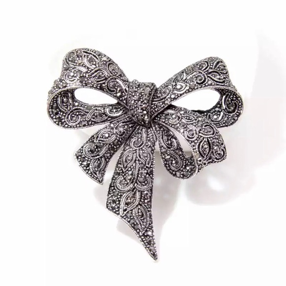💙💎GRATEFUL💙MAKER💎 Jewelry - BIG!💙💎GORGEOUS!🎀BOW BROOCH💎💙NEW! ANTIQUE LOOK